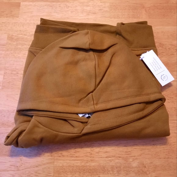 Chestnut Cropped Hoodie🤎 - Picture 5 of 6